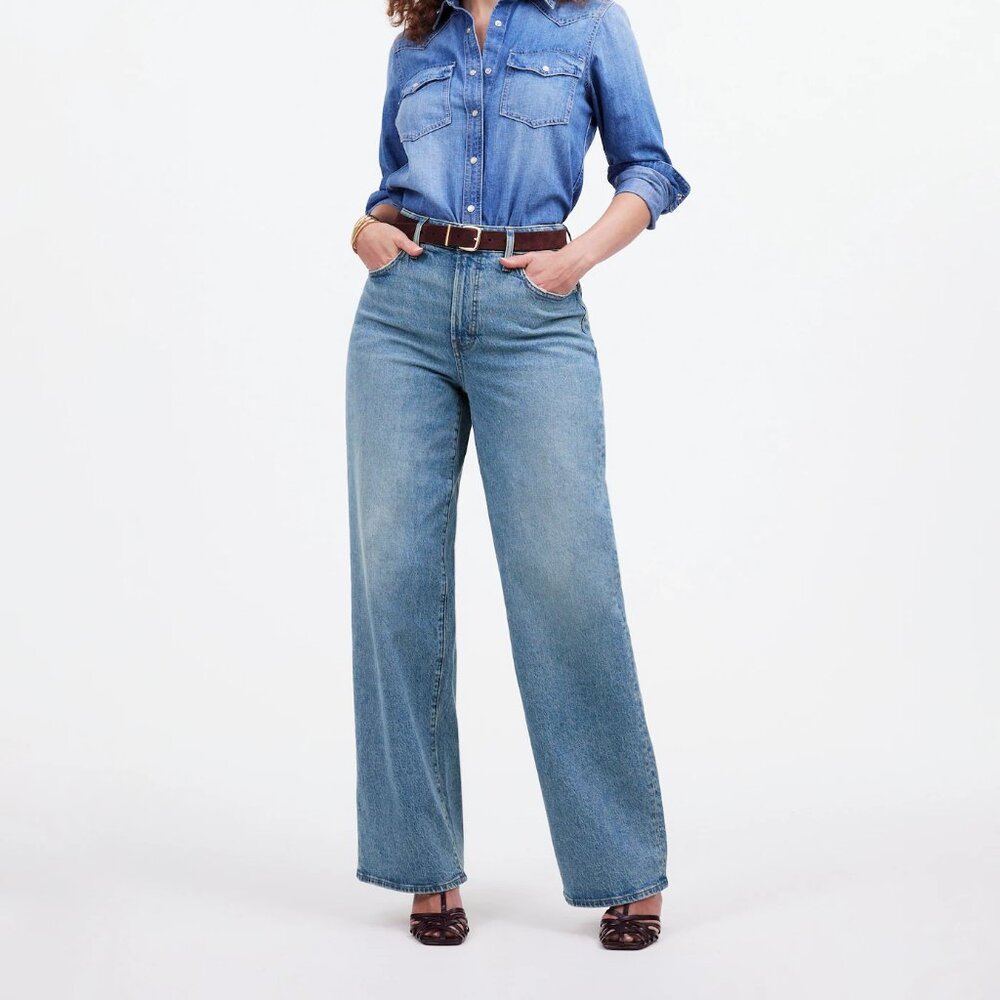 The Curvy Perfect Vintage Wide-Leg Jean (26, Enmore Wash)